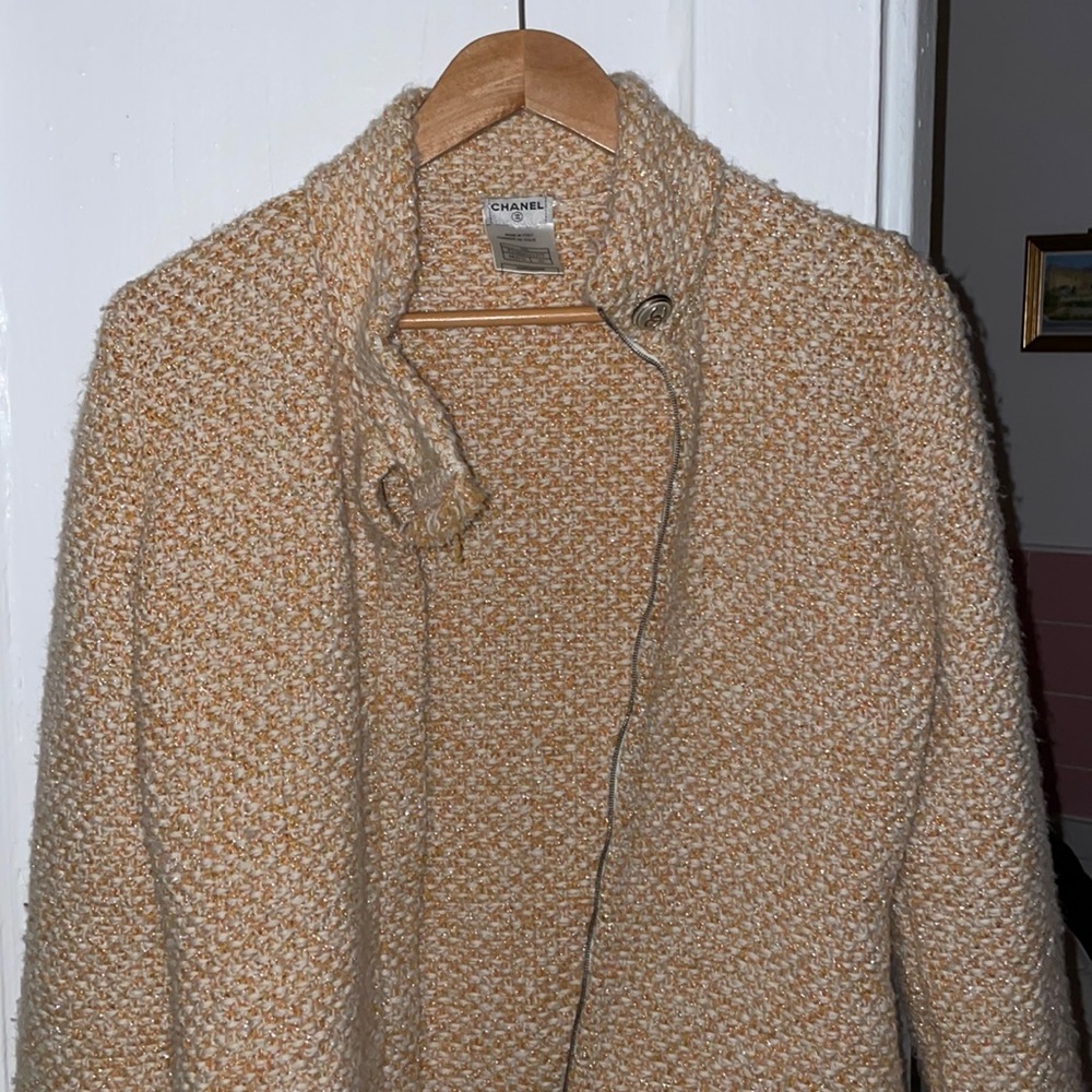 AUTHENTIC Chanel jacket in alpaca, wool, and polyester size FR 42